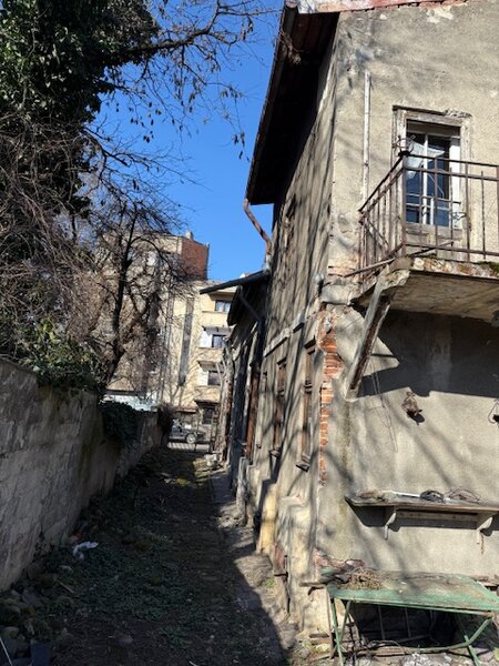 Armeneasca, str. Toamnei,