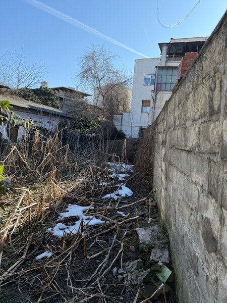 Armeneasca, str. Toamnei,