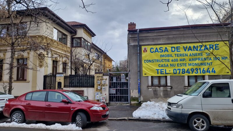 Armeneasca, str. Toamnei,