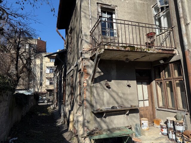 Armeneasca, str. Toamnei,