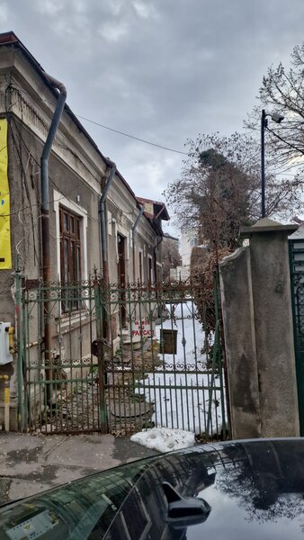 Armeneasca, str. Toamnei,